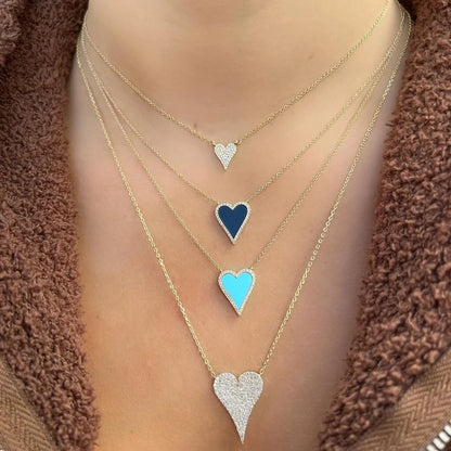 Chaîne fine avec pendentif coeur