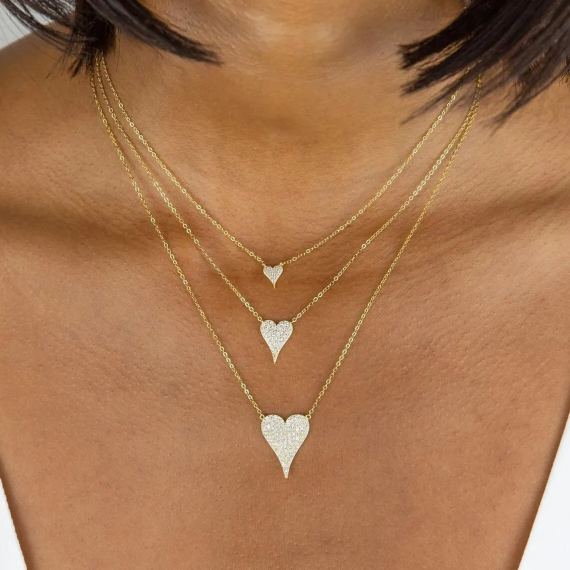 Chaîne fine avec pendentif coeur